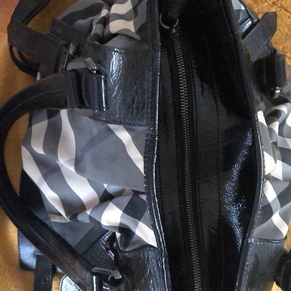 Burberry Lowry Nylon Patent Leather Bag - Picture 4 of 9